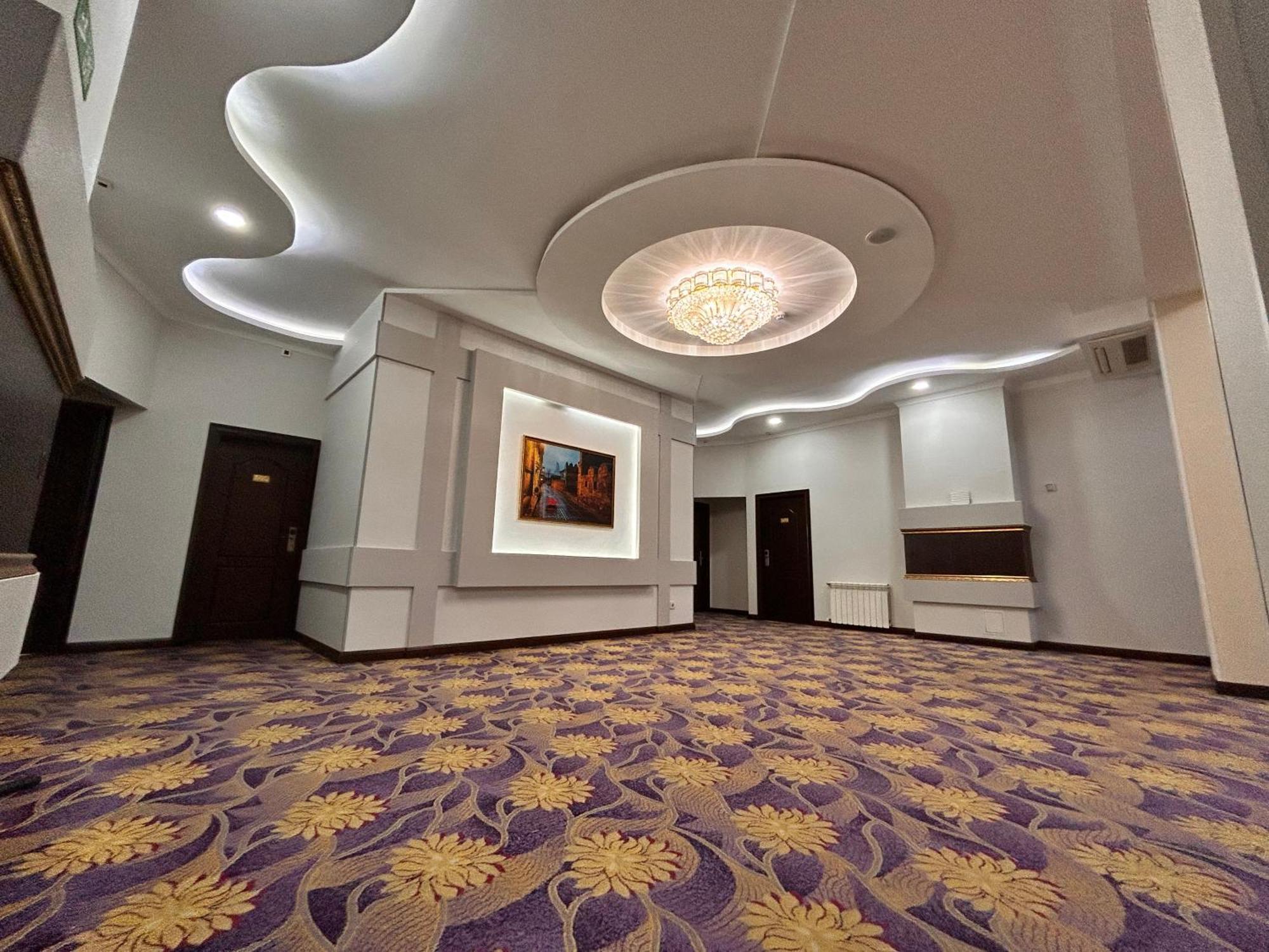 โรงแรมสาฟราน บากู ภายนอก รูปภาพ